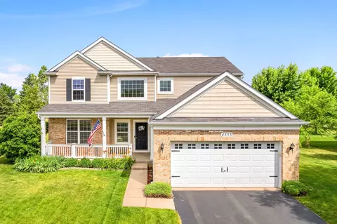4553 Gardiner Ave, Yorkville, IL 60560