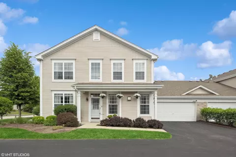 142 W Park Ave #C, Sugar Grove, IL 60554