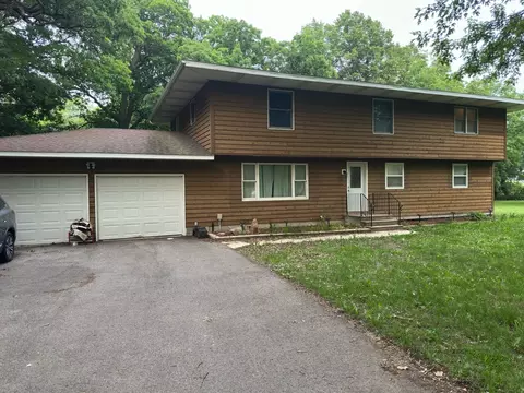 21058 Oak Ln, Maple Park, IL 60151