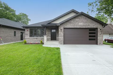 11234 S Lawler Ave, Alsip, IL 60803