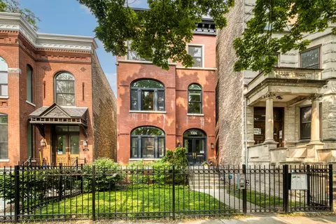 1304 N Hoyne Ave #1, Chicago, IL 60622