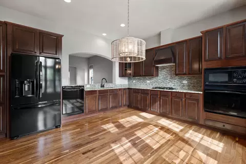 2929 Portage St, Naperville, IL 60564 photo 5