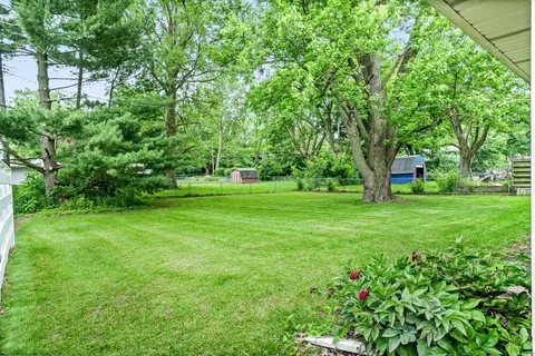 144 Eastview Dr, Normal, IL 61761 photo 2