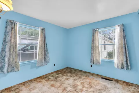 907 E Glenview Dr, Tuscola, IL 61953 photo 19
