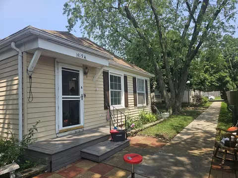 419 Sidney Ave #A, Glendale Heights, IL 60139