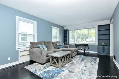 Living - 482 S Alfred Ave, Elgin, IL 60123 photo 1 of 1