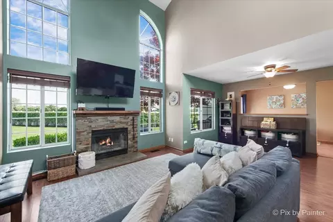1223 Dunamon Dr, Bartlett, IL 60103 photo 4