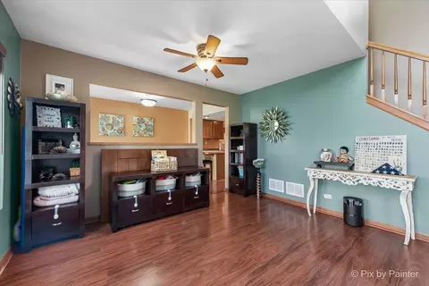 1223 Dunamon Dr, Bartlett, IL 60103 photo 7