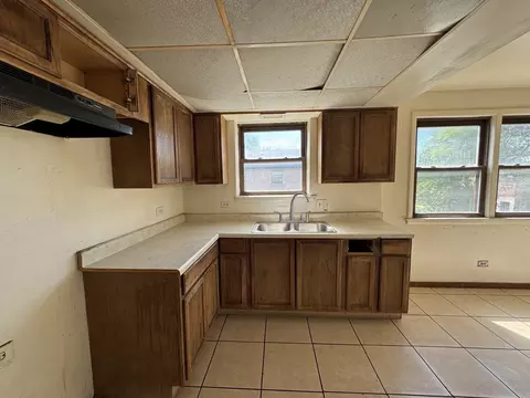 1019 E 93rd St, Chicago, IL 60619 photo 14