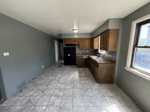 1019 E 93rd St, Chicago, IL 60619 photo 25