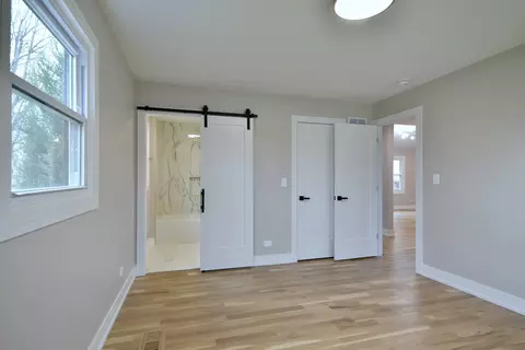 903 Jarvis Ave, Des Plaines, IL 60018 photo 23