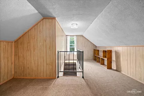 Entry Way - 613 Jackson St, Aurora, IL 60505 photo 2 of 3