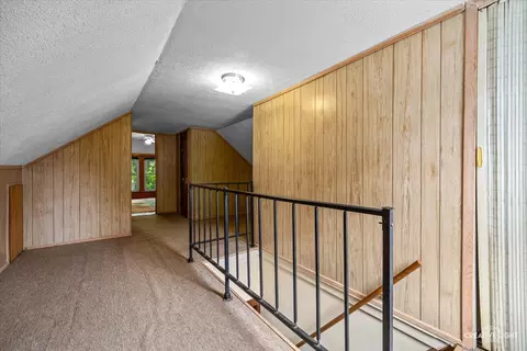 Entry Way - 613 Jackson St, Aurora, IL 60505 photo 1 of 3