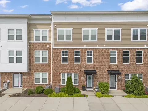 6308 Main St, Woodridge, IL 60517