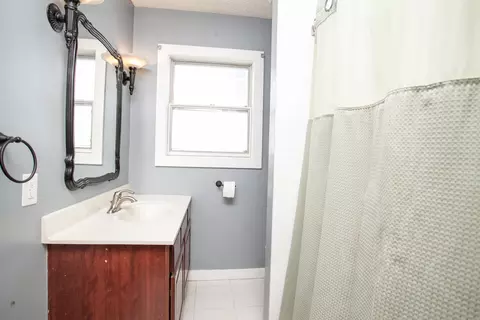 1313 E Oakland Ave, Bloomington, IL 61701 photo 17