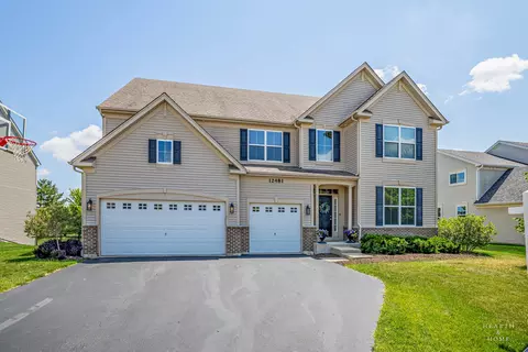 12481 Glazier St, Huntley, IL 60142