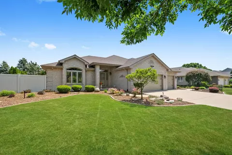 8707 Black Oak Ave, Tinley Park, IL 60487