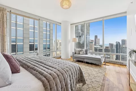 Bedroom - 340 E Randolph St #4806, Chicago, IL 60601 photo 3 of 6