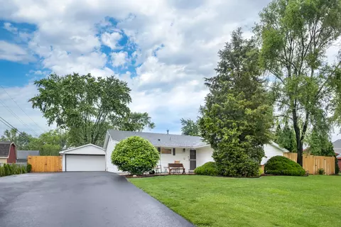 16430 S 89th Ave, Orland Park, IL 60462