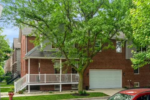835 W 37th St #A, Chicago, IL 60609