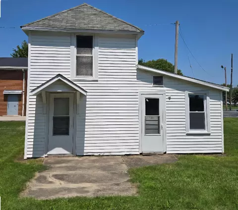 101 Vine St, Ludlow, IL 60949