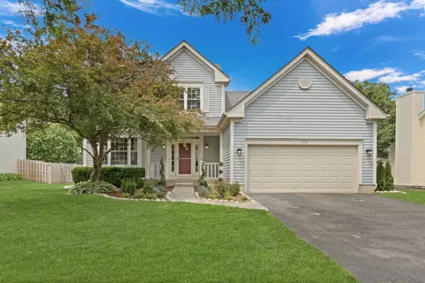 1312 Dorchester Dr, Mundelein, IL 60060