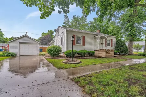 505 Douglas St, Morris, IL 60450