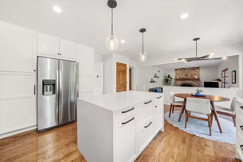 Kitchen - 211 Danada Dr, Wheaton, IL 60189 photo 2 of 3