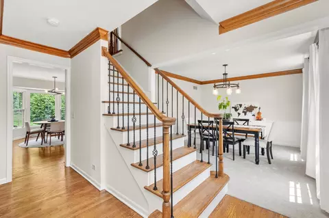 Entry Way - 211 Danada Dr, Wheaton, IL 60189 photo 2 of 3