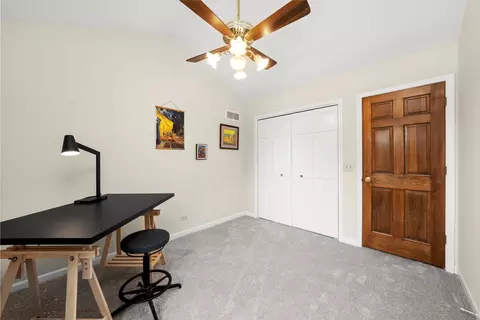 Bedroom - 211 Danada Dr, Wheaton, IL 60189 photo 10 of 10