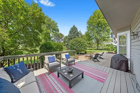 Exterior - 211 Danada Dr, Wheaton, IL 60189 photo 4 of 7