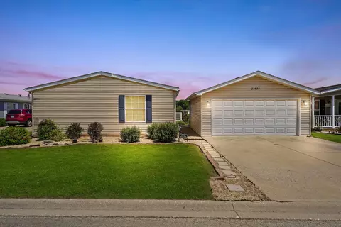22533 S Remington Dr, Channahon, IL 60410