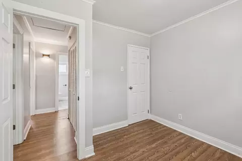 Entry Way - 16050 Homan Ave, Markham, IL 60428 photo 2 of 2
