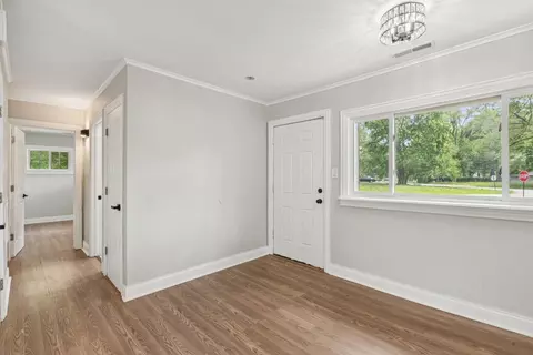 Entry Way - 16050 Homan Ave, Markham, IL 60428 photo 1 of 2