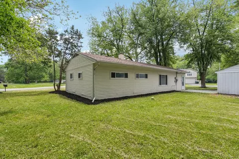 Exterior - 16050 Homan Ave, Markham, IL 60428 photo 4 of 7
