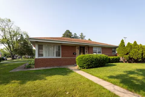 7356 N Nora Ave, Niles, IL 60714