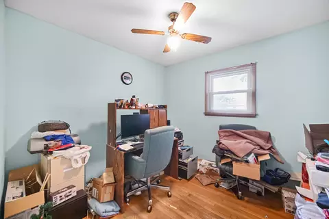 5826 Edward Dr, Oak Forest, IL 60452 photo 9