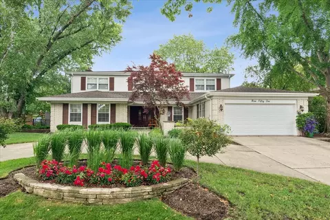951 Suffield Ter, Northbrook, IL 60062