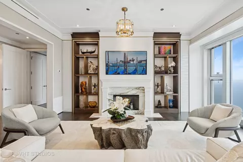 77 E Walton St #24B, Chicago, IL 60611 photo 11