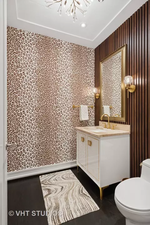 77 E Walton St #24B, Chicago, IL 60611 photo 28