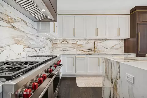 77 E Walton St #24B, Chicago, IL 60611 photo 18
