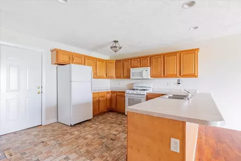 1907 Marina Dr, Normal, IL 61761 photo 5