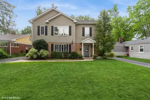 437 Longfellow Ave, Deerfield, IL 60015