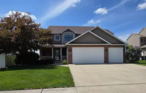 723 Casey Dr, Minooka, IL 60447