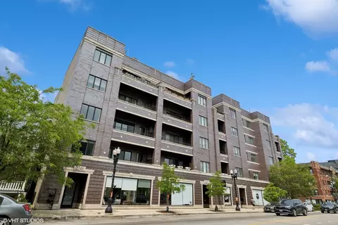 2242 W Lawrence Ave #203, Chicago, IL 60625