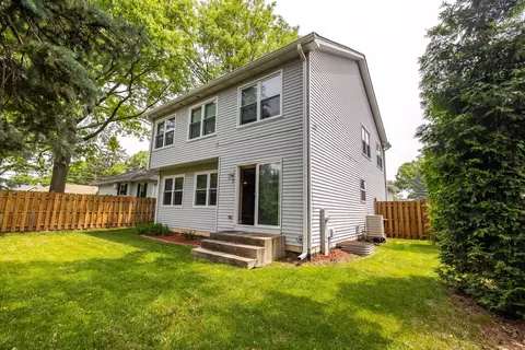 Other - 340 Hubbard Ave, Elgin, IL 60123 photo 2 of 7