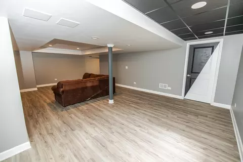 Other - 340 Hubbard Ave, Elgin, IL 60123 photo 3 of 7