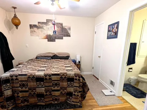 1102-1104 S Pine Ave, Freeport, IL 61032 photo 8