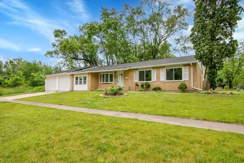 549 Allen Ln, University Park, IL 60484