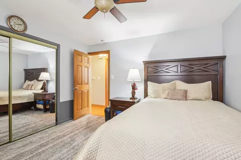 Bedroom - 5800 Prospect Ave, Berkeley, IL 60163 photo 3 of 6